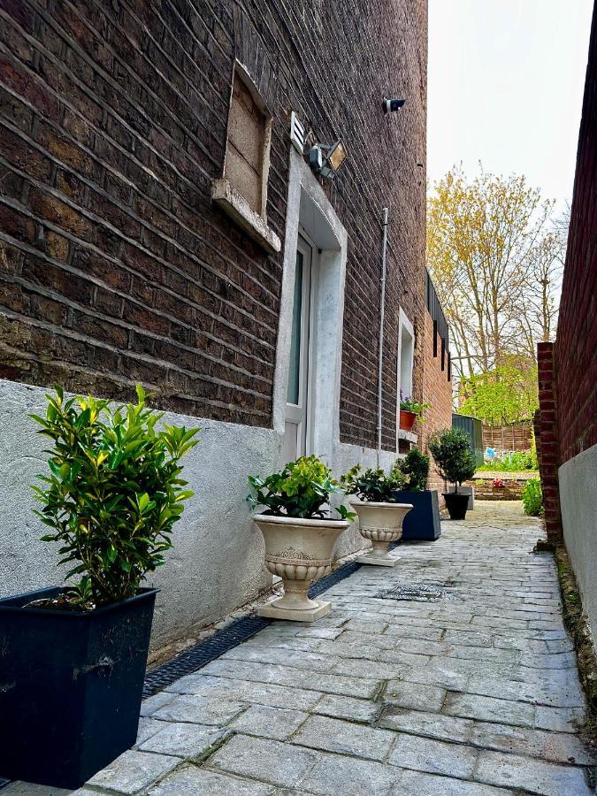 Charming 4 Bedrooms House With Garden In Heart Of Camden Casa vacanze Londra